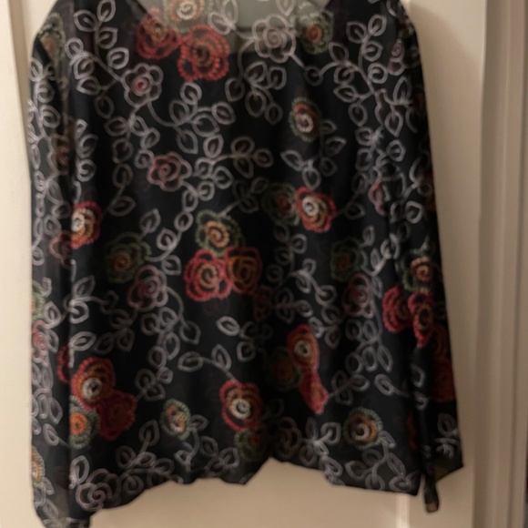 Plus Drapers And Damon’s blouse - Picture 2 of 6